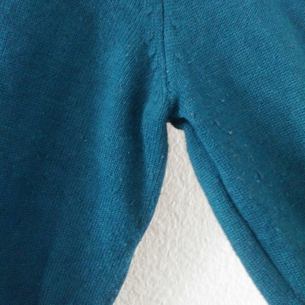 Sweater - Picture 5 of 7